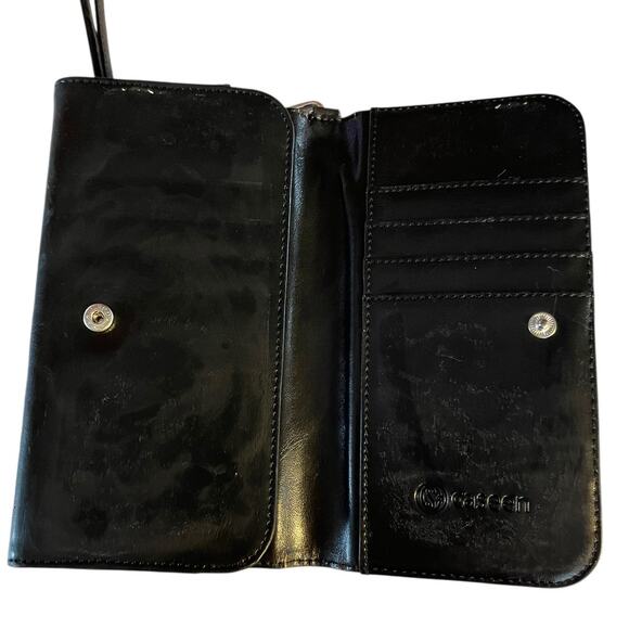 Caseen Cat Black and White Wristlet - Picture 2 of 4